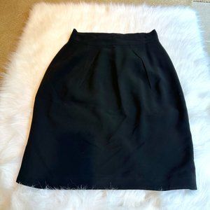 Worth New York Skirt Knee Length Black Crepe Career Minimal Classic Capsule Sz 8